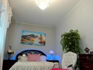 webcam girl flower_nicole live cam image #11083894