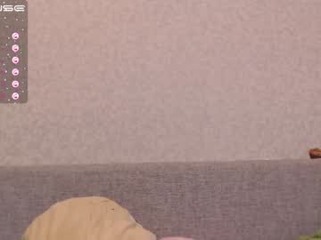 webcam couple lovely_princess_mia live cam image #5231535