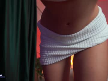 webcam girl emma_land live cam image #8527227