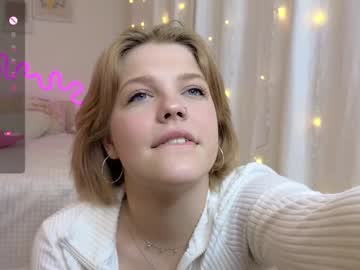 webcam girl maya_blonde18 live cam image #11316262