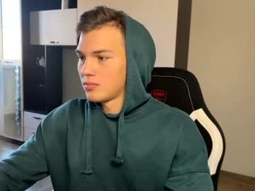 webcam man vova_belkin live cam image #3856704