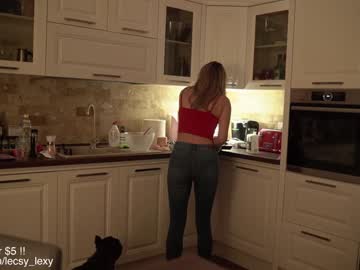 webcam girl lecsy live cam image #4117415