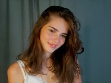 webcam girl scarletmore live cam image #6982656