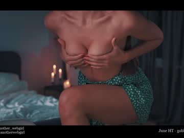 webcam girl _mariarty_ live cam image #2703935