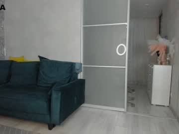 webcam girl mia_devill live cam image #5385673