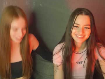 webcam girl wet_peachs live cam image #1602390