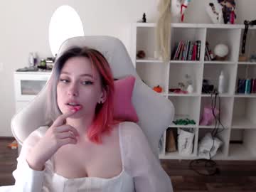 webcam girl ovelymila live cam image #2377268