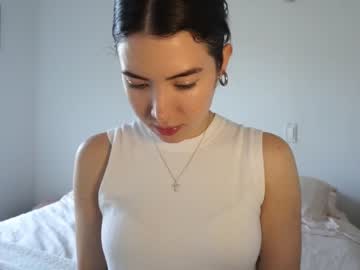 webcam girl soifiee live cam image #5654945