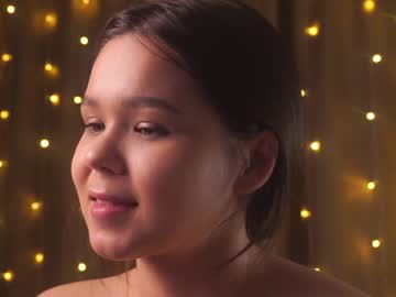 webcam girl helenmoors live cam image #5904267