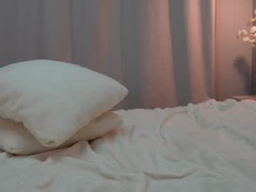 webcam girl pretty_princess_elina live cam image #11715043