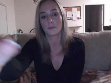 webcam girl holihurricane live cam image #11057937