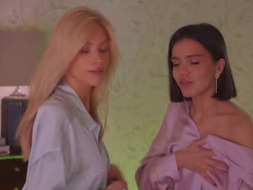 webcam girl _2strangers live cam image #3020192