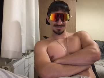 webcam man dannythehunk24 live cam image #12878890