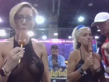 webcam girl champagnefun live cam image #2293439