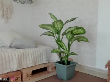 webcam girl grettabenett_ live cam image #6035803