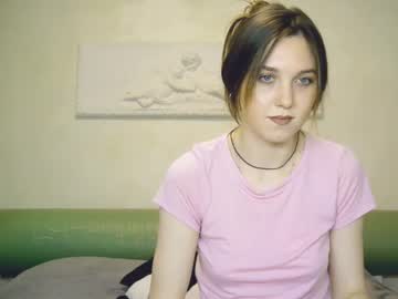 webcam girl vanesssa_ live cam image #2500256