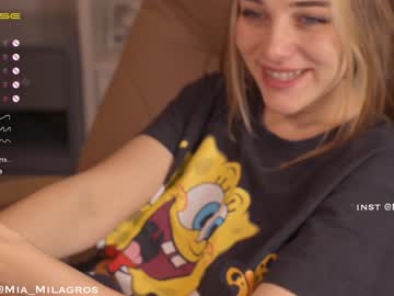 webcam girl mia_milagros live cam image #4742134