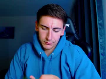 webcam man zach_rhyder live cam image #2619370