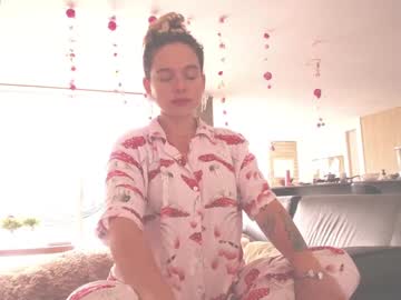 webcam girl kendalltyler live cam image #10376972