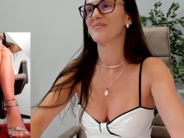 webcam girl legswattitude live cam image #10110789