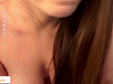 webcam girl my_eyes_higher live cam image #9303807