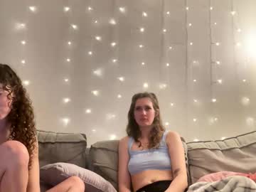 webcam girl kylieexoxoxo2432 live cam image #12490609