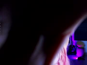 webcam girl madnessalise live cam image #7947393
