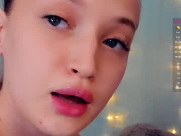 webcam girl sinacampby live cam image #146282
