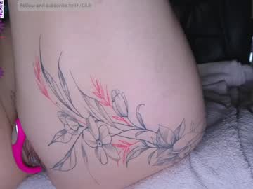 webcam girl ginger_pie live cam image #12855997