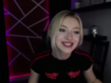 webcam girl muffin_moon live cam image #1608459