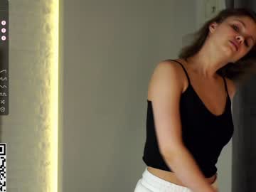 webcam girl a_whole_eternity live cam image #9160016