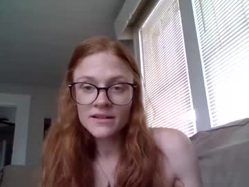 webcam couple lil_red_strawberry live cam image #9317729