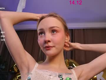webcam girl lissa_meooow live cam image #11307850