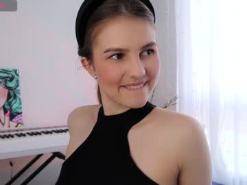 webcam girl fluffy_angel live cam image #8971169