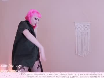 webcam girl runesy live cam image #1508892
