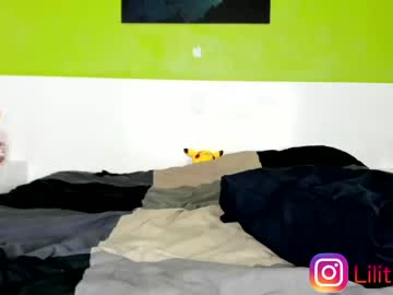 webcam girl lily_holy live cam image #5301924