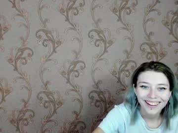 webcam girl yuinika_ live cam image #10092542