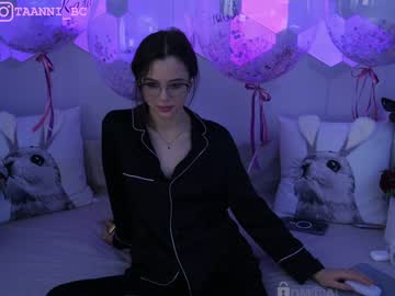webcam girl taanni_bc live cam image #5290146
