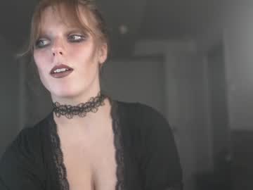 webcam girl crimsonxrapture live cam image #1621568
