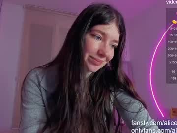webcam couple alicekaneky_xx live cam image #12646772