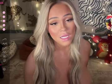 webcam girl ari_02 live cam image #7579617