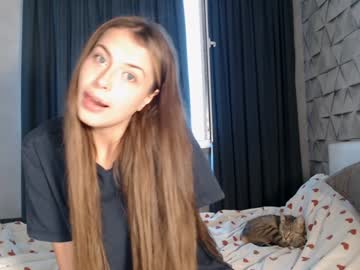 webcam girl lisa_amato live cam image #10154965