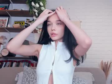 webcam girl riskyproject live cam image #10847939