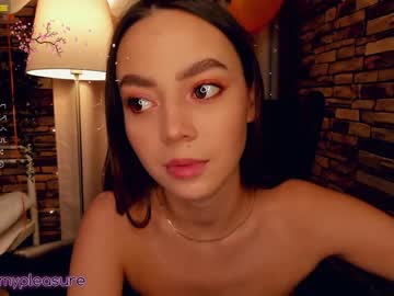 webcam girl eugenetomas live cam image #567552