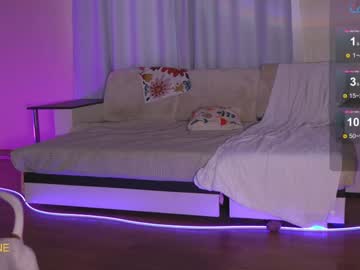 webcam girl sweetkira555 live cam image #9781400
