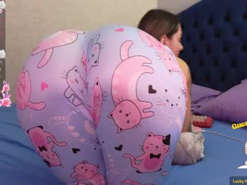webcam girl kimmie_ live cam image #12316045