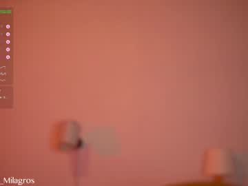 webcam girl mia_milagros live cam image #5780142
