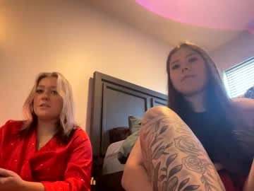 webcam girl tatted_and_bratted live cam image #9968189