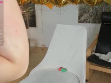 webcam girl a_whole_eternity live cam image #8244873
