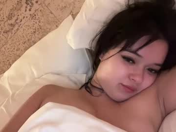 webcam girl sarah_heart_aus live cam image #13034616
